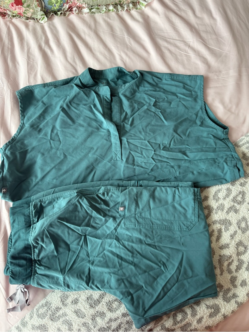 FIGS Hydrogreen Rafaela Oversized Top + High Waisted Yola Skinny Scrub Pant Set